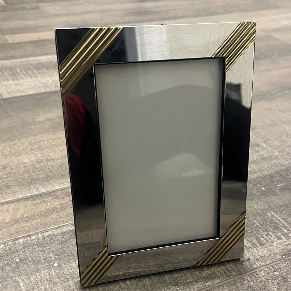 Chic Metallic Photo Frame